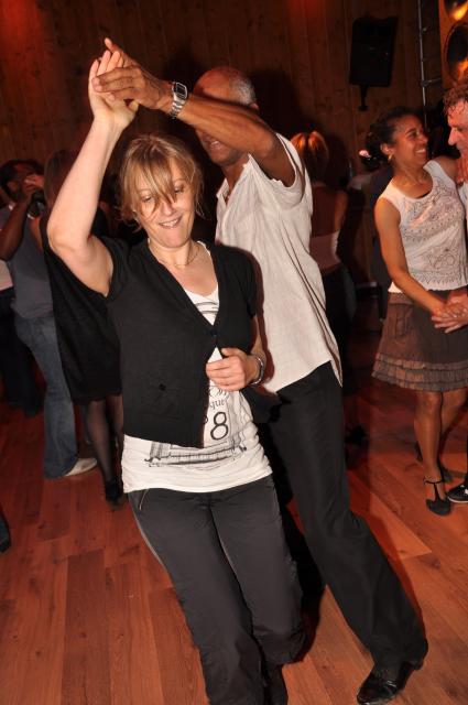 min 2010 05 02 station danse 254